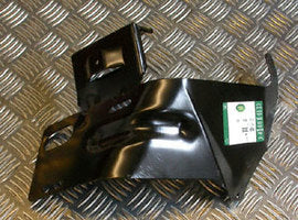 Patte de fixation pare-chocs arrière droit - ANR3025 - Land Rover Discovery 1