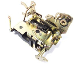 Serrure porte avant droite - MTC7593 - Land Rover Discovery 1