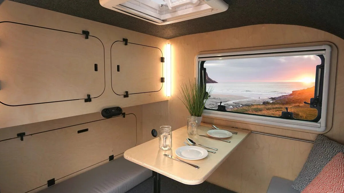 Mini caravane M22 – Ultra-compacte, légère et agile